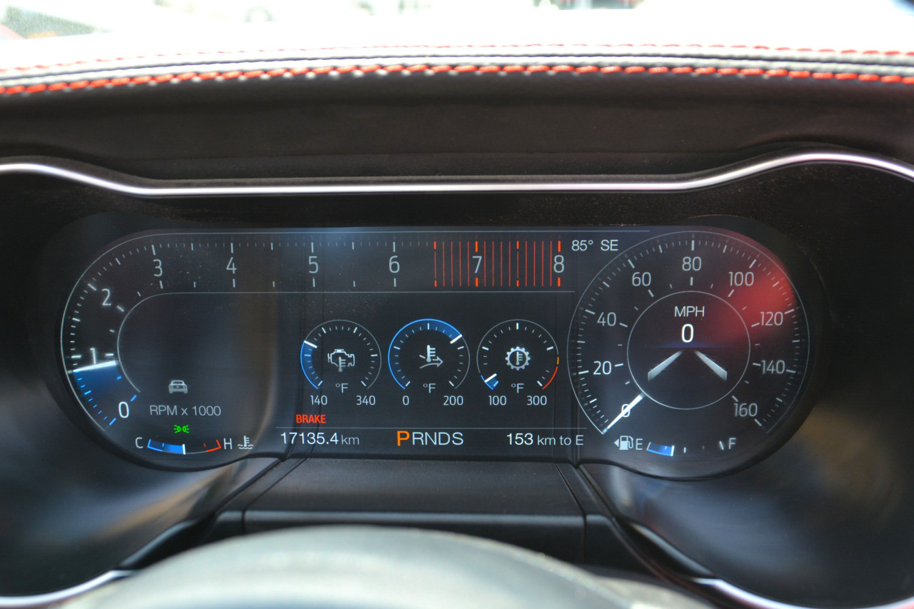 Ford Mustang - Image 8
