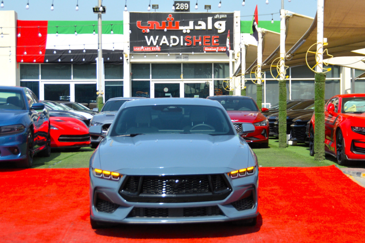 Ford Mustang - Image 4