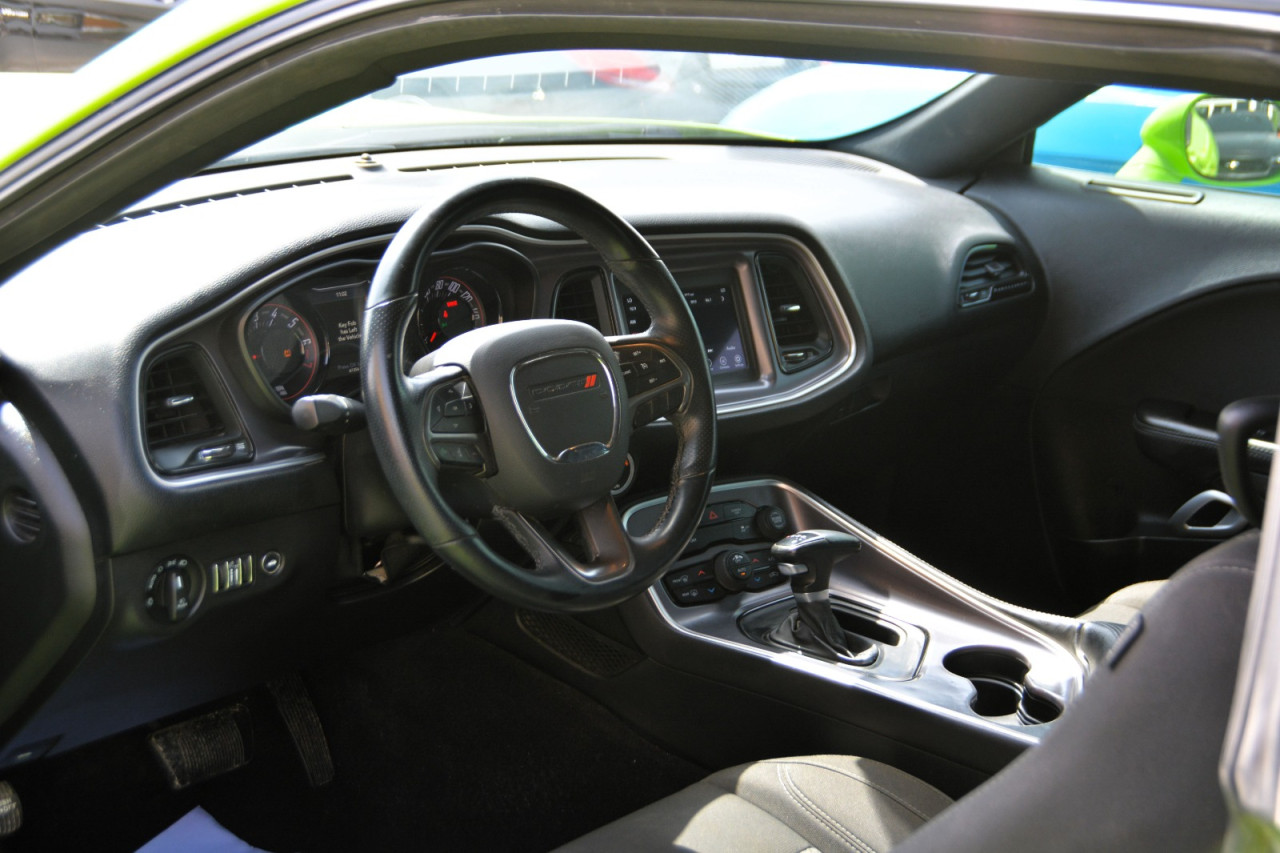 Dodge Challenger - Image 4