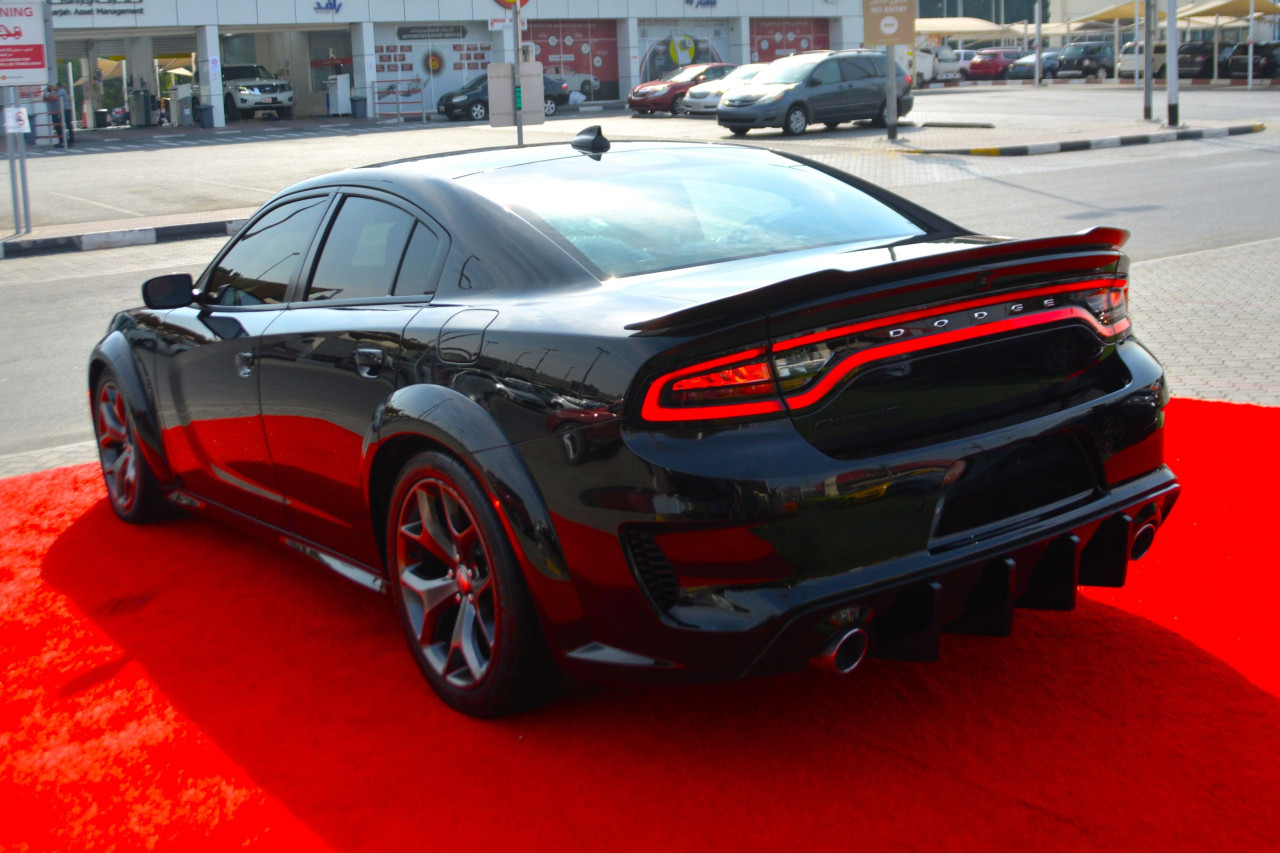 Dodge Charger - Image 5