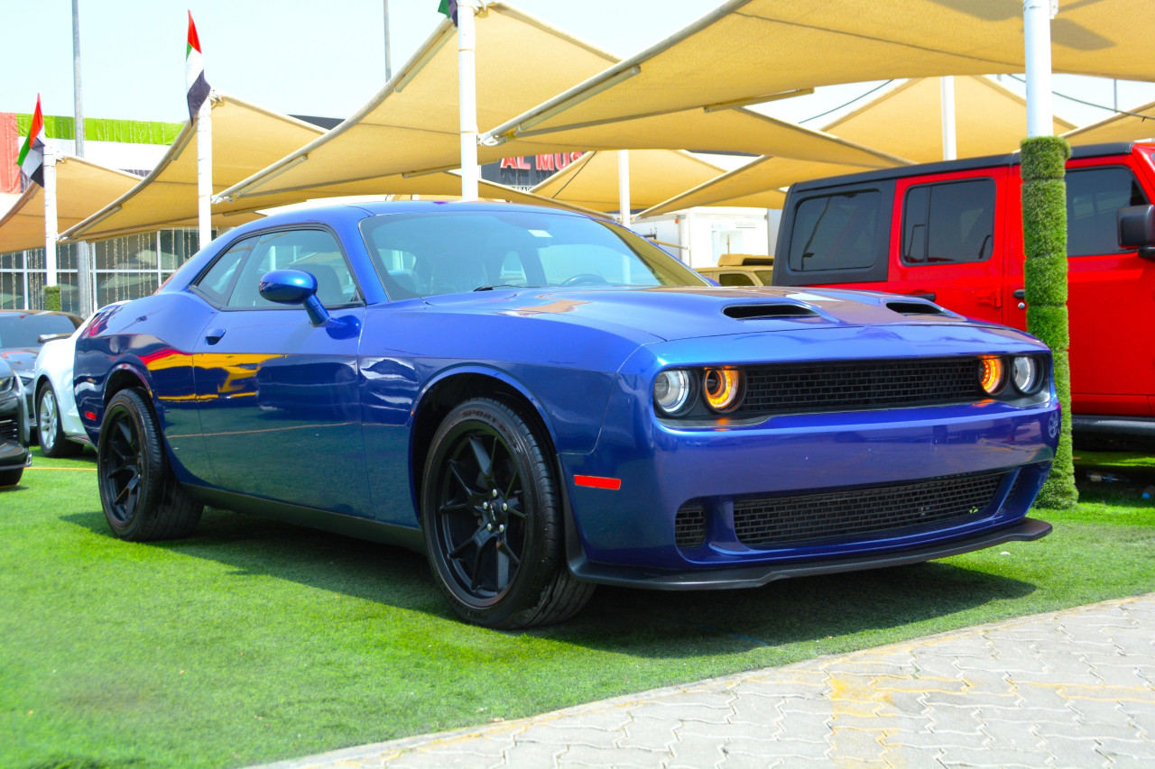 Dodge Challenger - Image 8