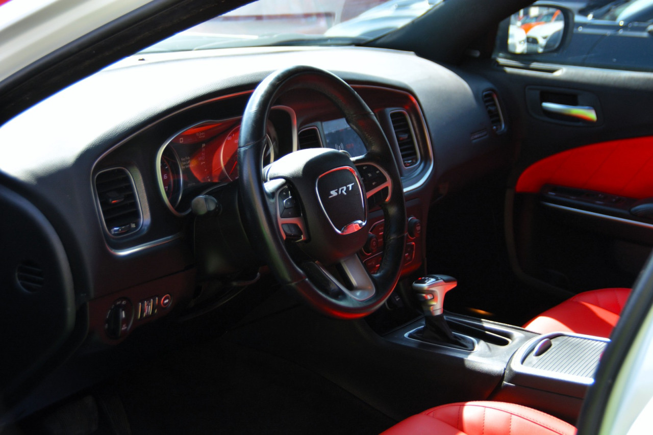 Dodge Charger - Image 12