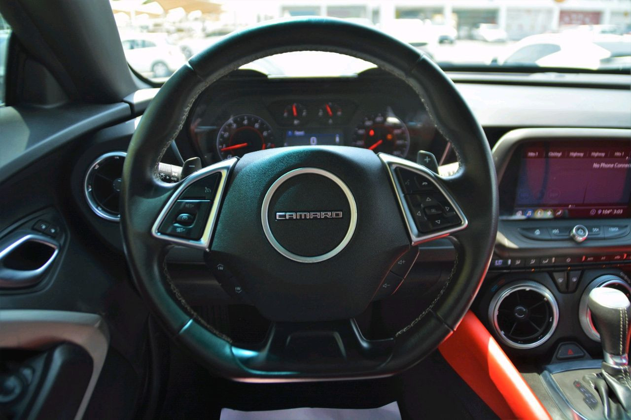 Chevrolet Camaro - Image 12