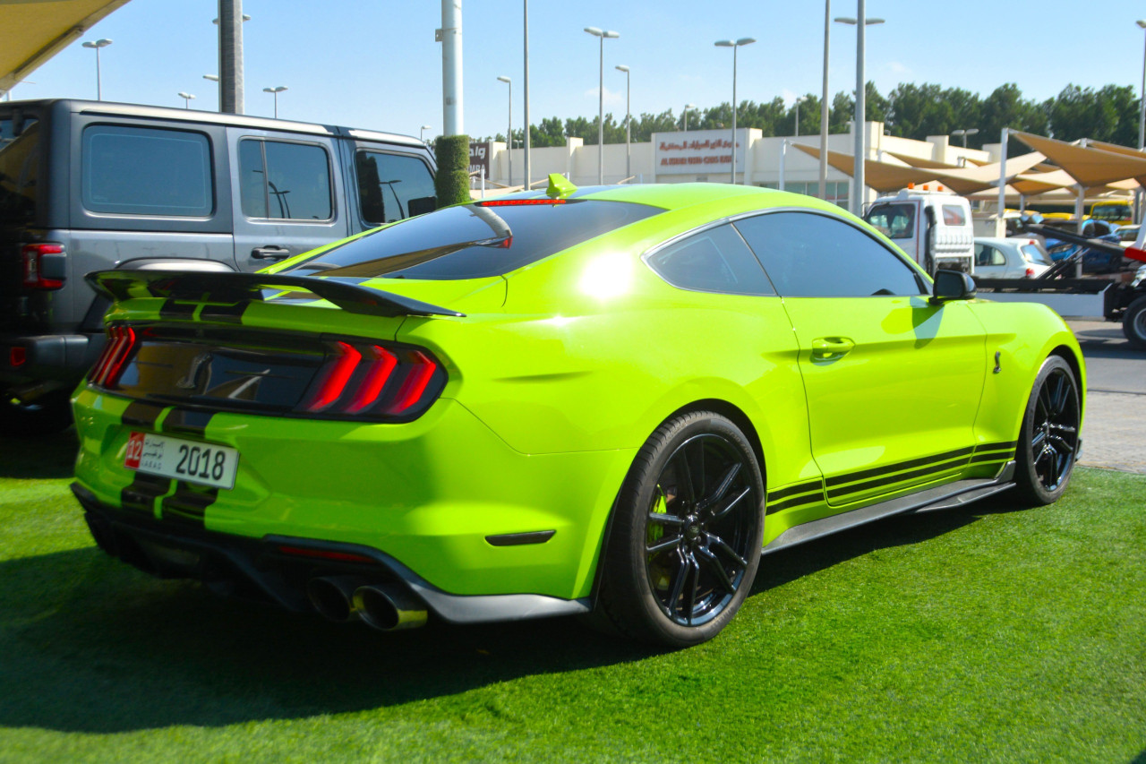 Ford Mustang - Image 7