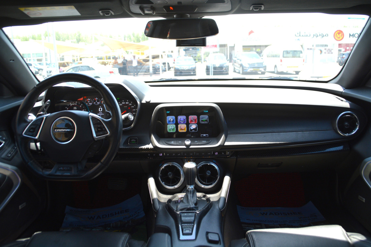 Chevrolet Camaro - Image 12