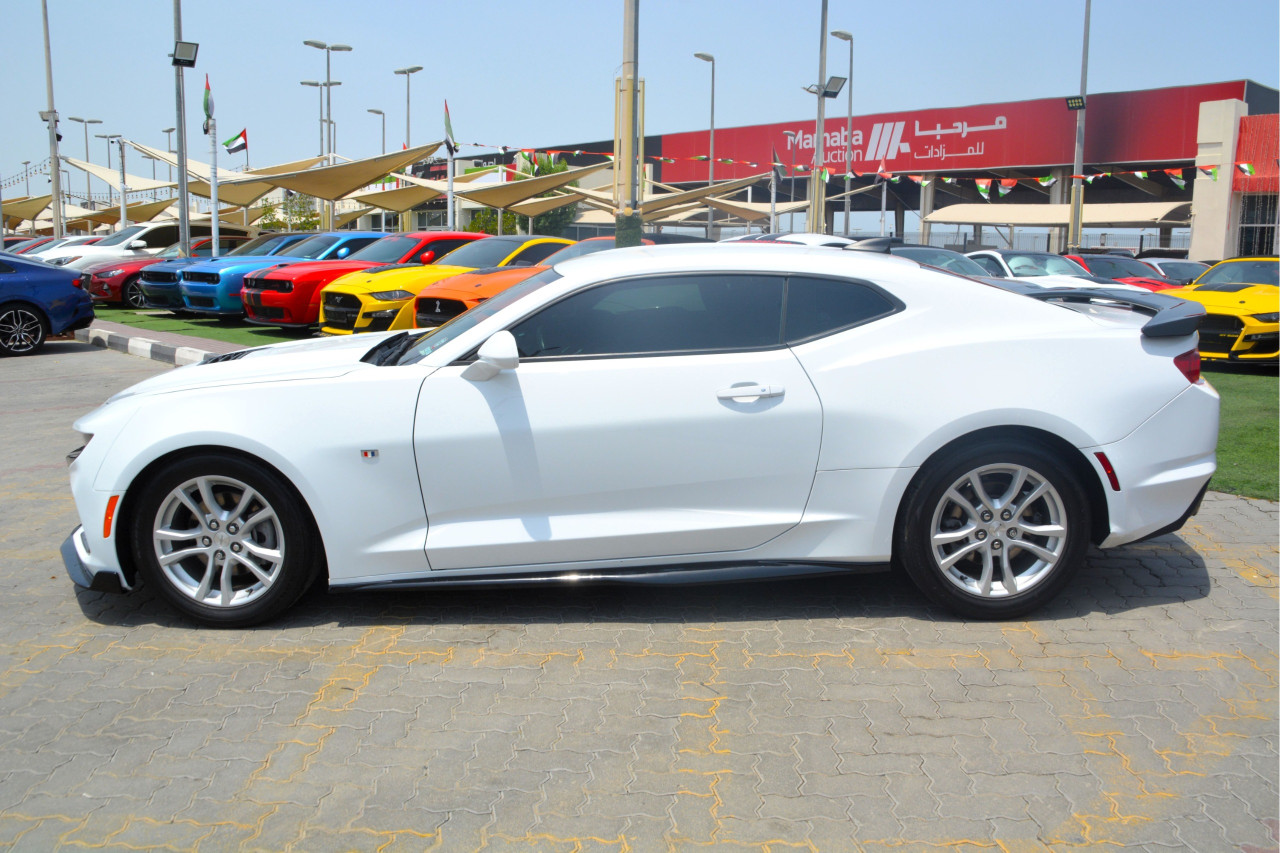Chevrolet Camaro - Image 7