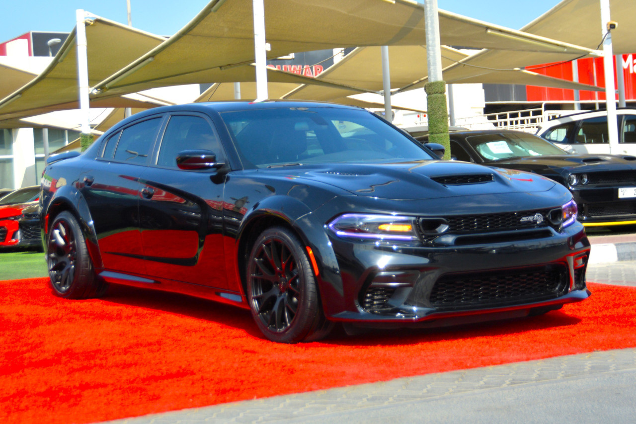 Dodge Charger - Image 4