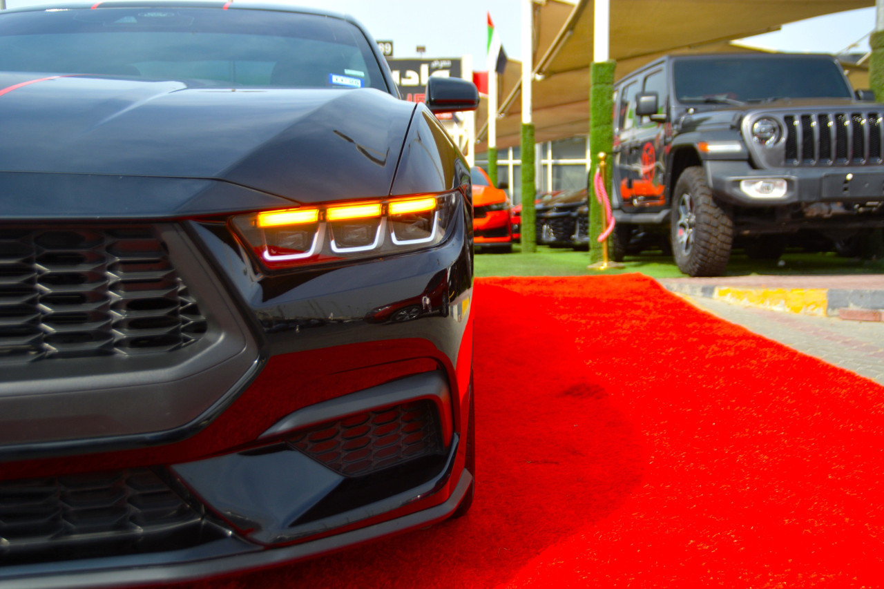 Ford Mustang - Image 6