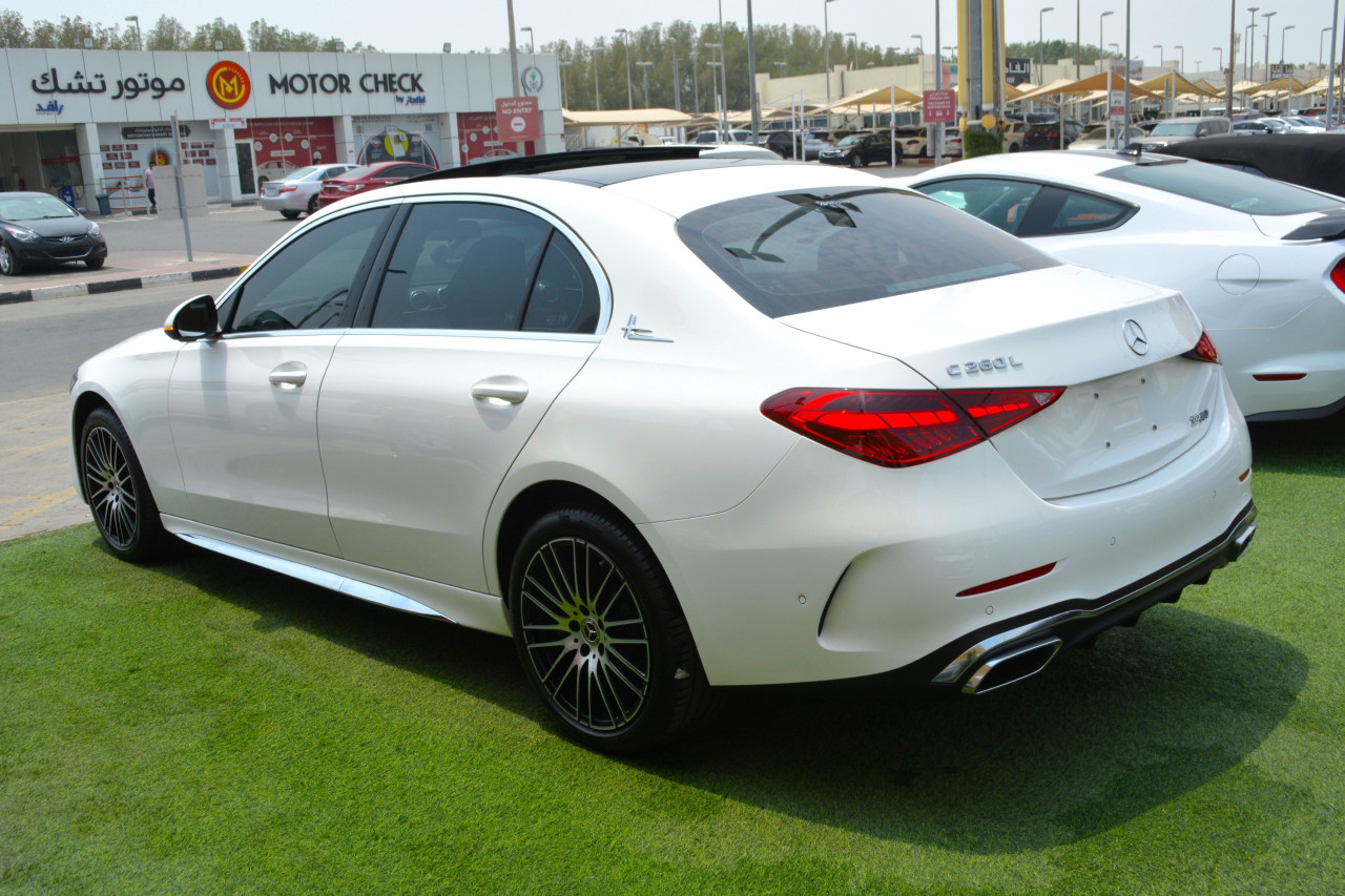 Mercedes Benz C-Class - Image 7