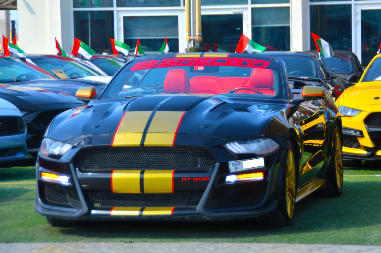 Ford Mustang - Image 7