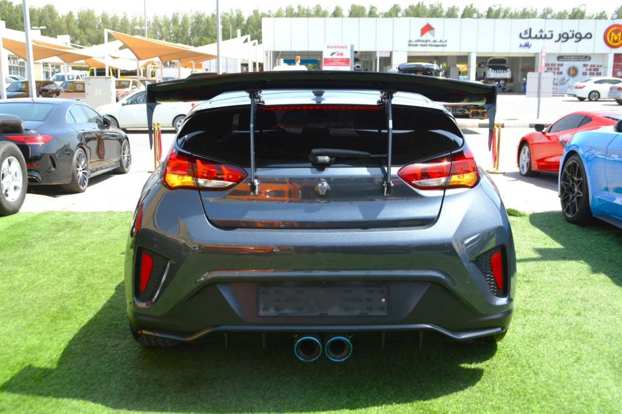 Hyundai Veloster - Image 5