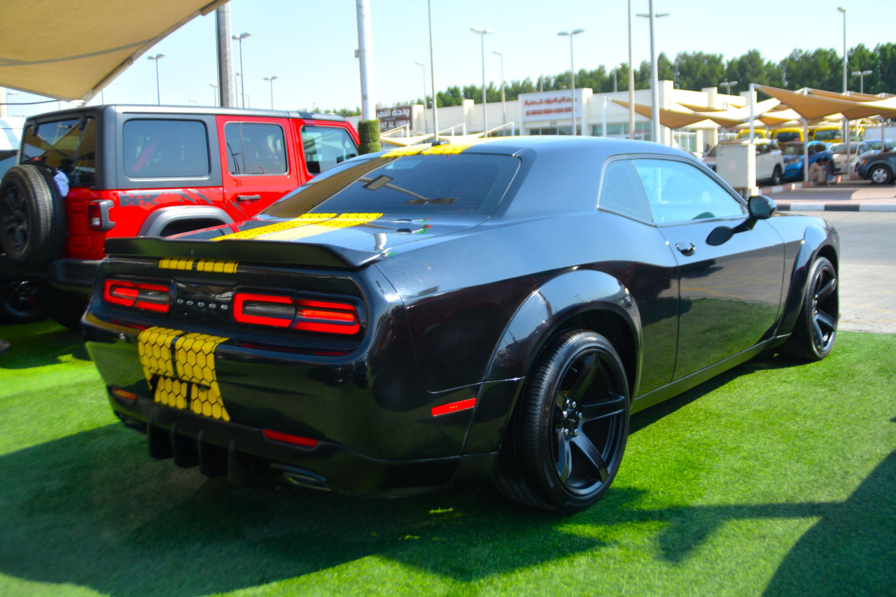 Dodge Challenger - Image 7