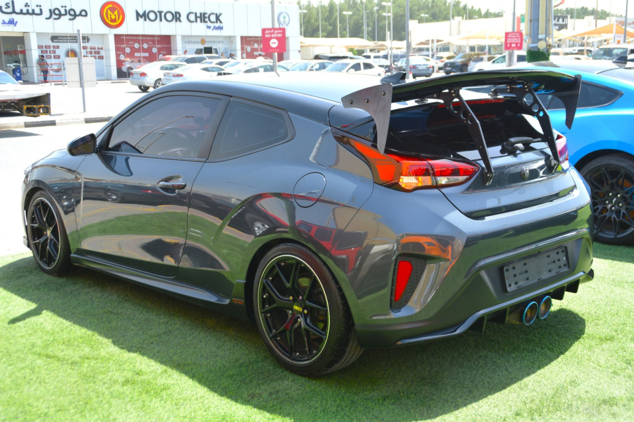 Hyundai Veloster - Image 6