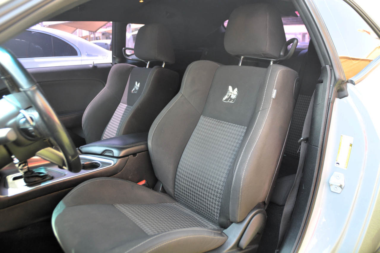 Dodge Challenger - Image 6
