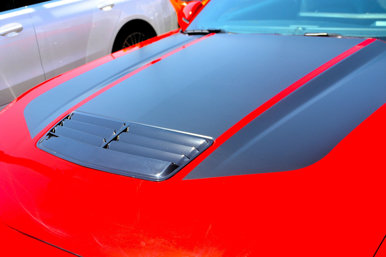 Ford Mustang - Image 9