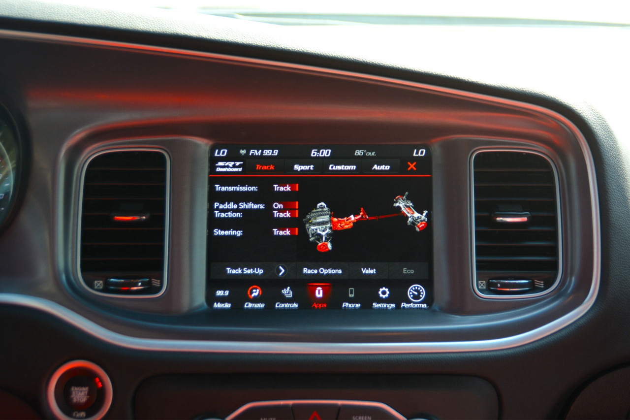 Dodge Charger - Image 10