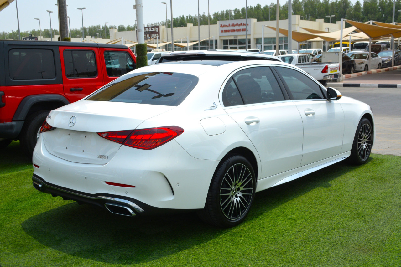 Mercedes Benz C-Class - Image 6