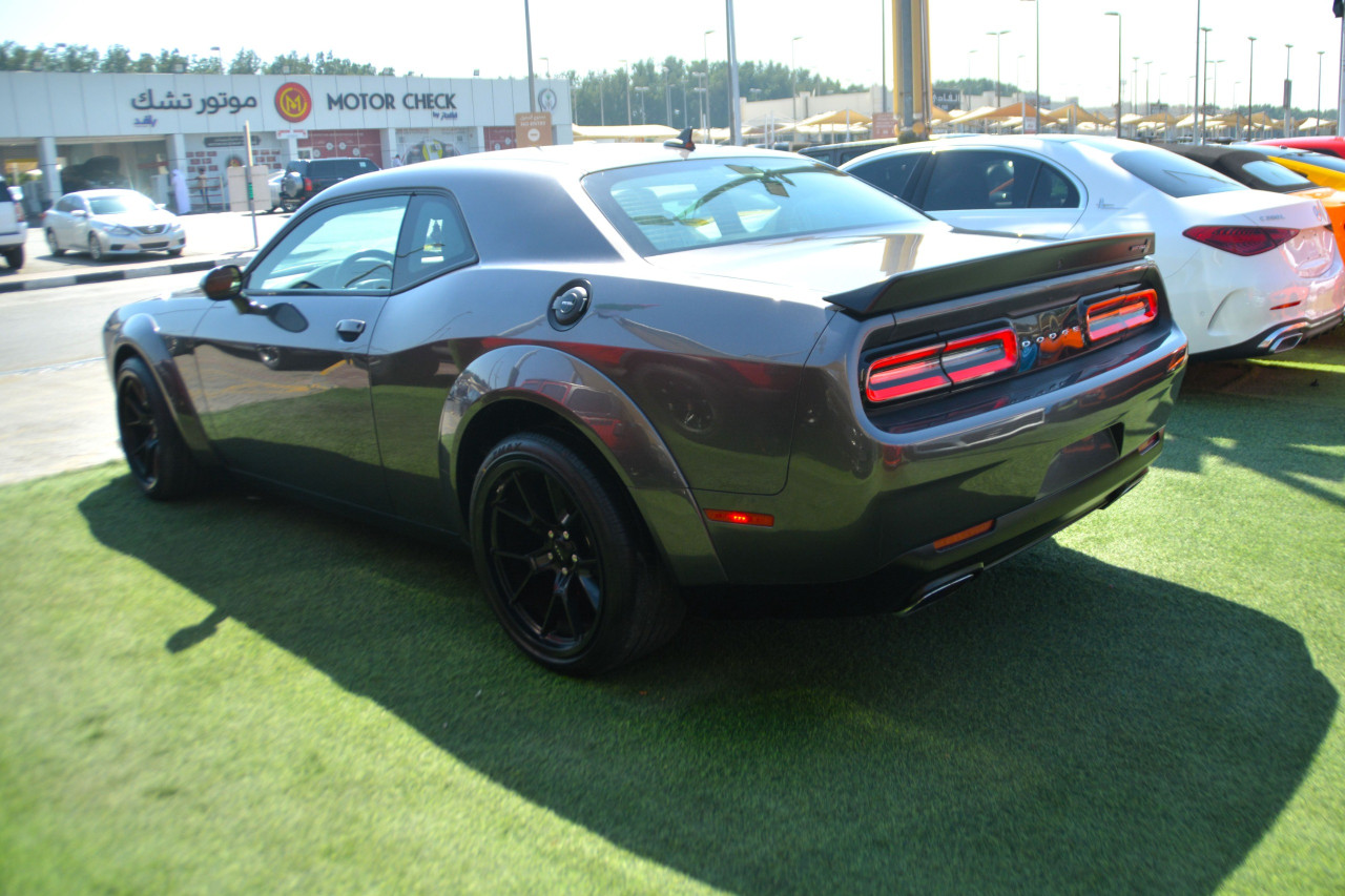 Dodge Challenger - Image 5