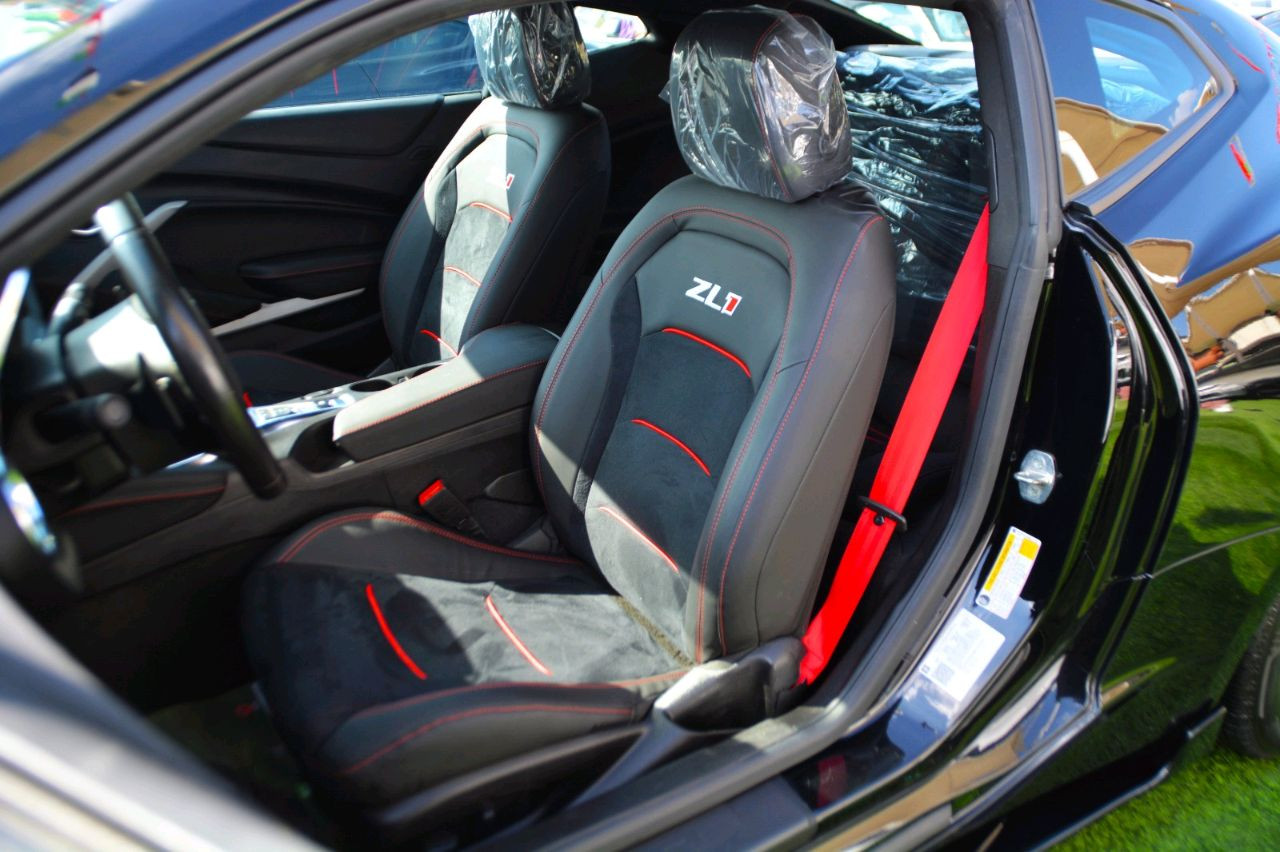Chevrolet Camaro - Image 9