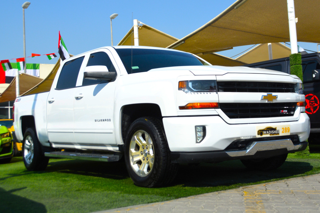 Chevrolet Silverado - Image 3