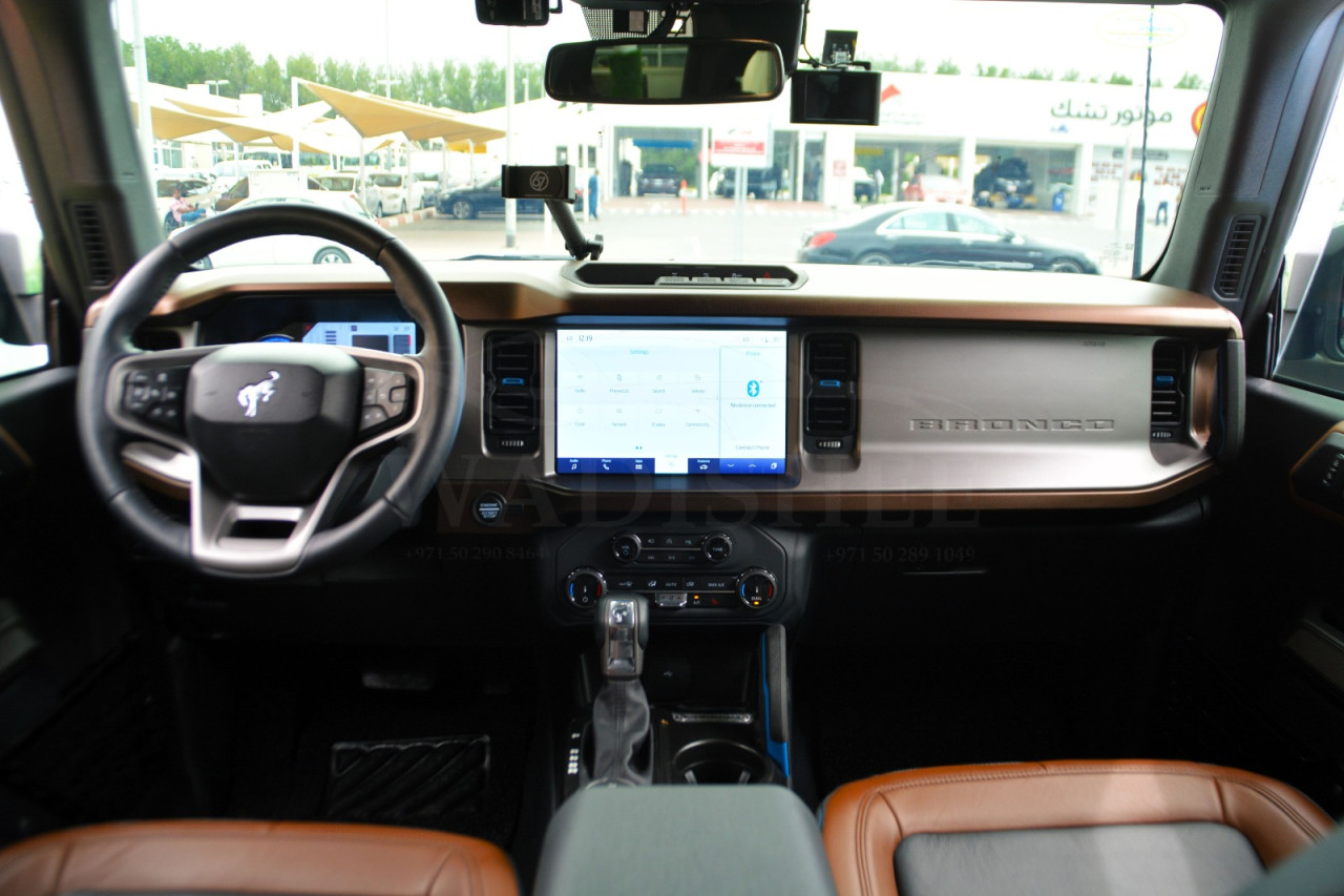 Ford Bronco - Image 2