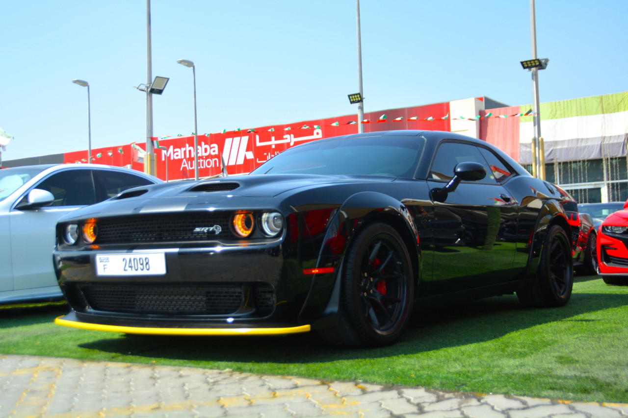 Dodge Challenger - Image 12