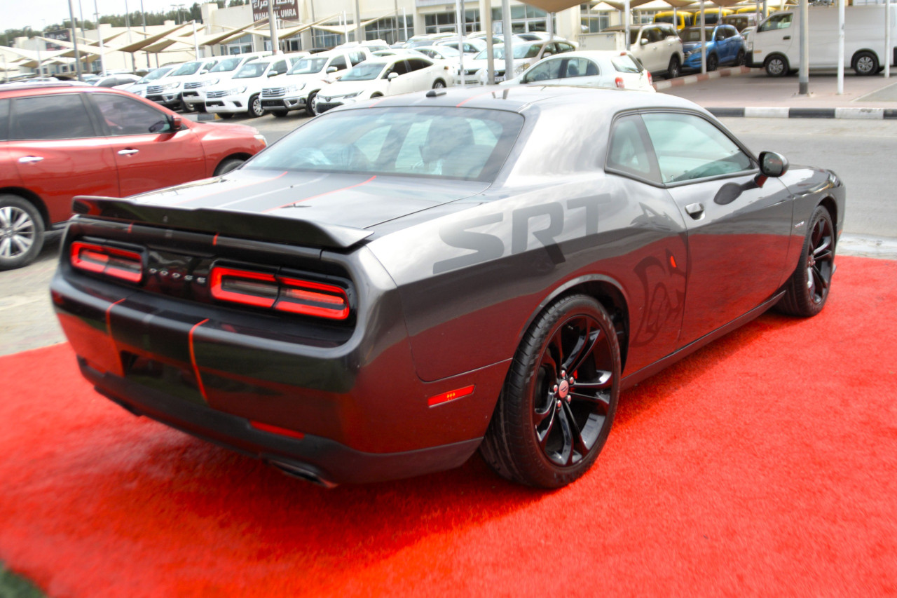 Dodge Challenger - Image 7