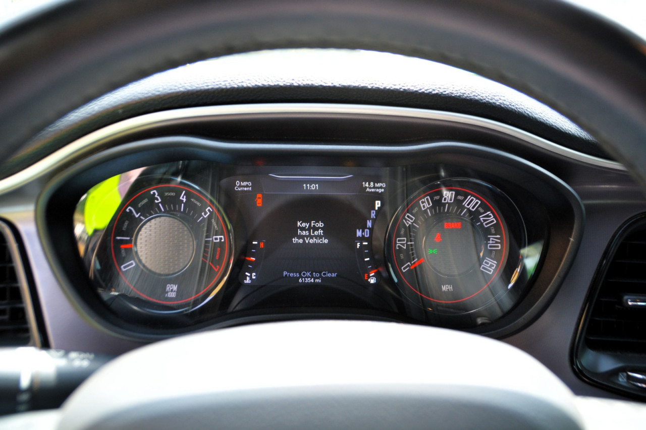 Dodge Challenger - Image 5