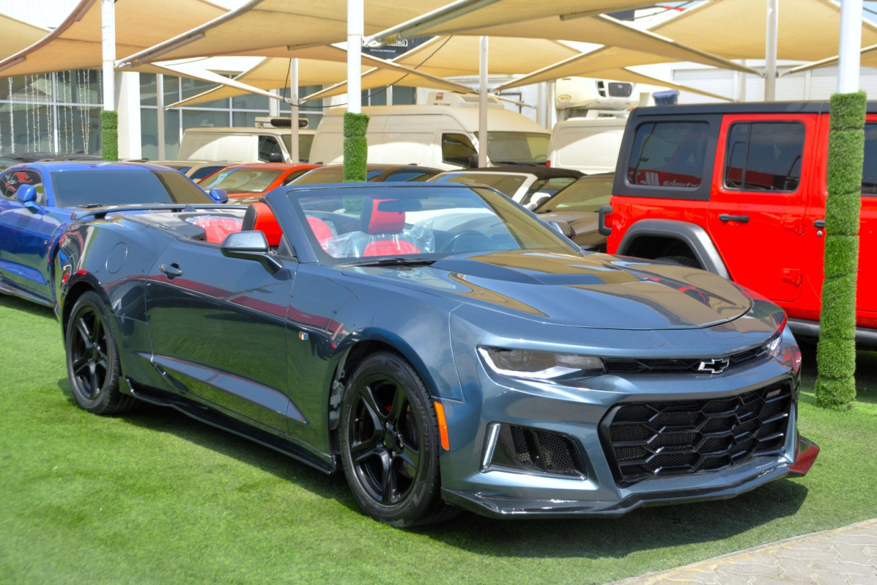 Chevrolet Camaro - Image 9
