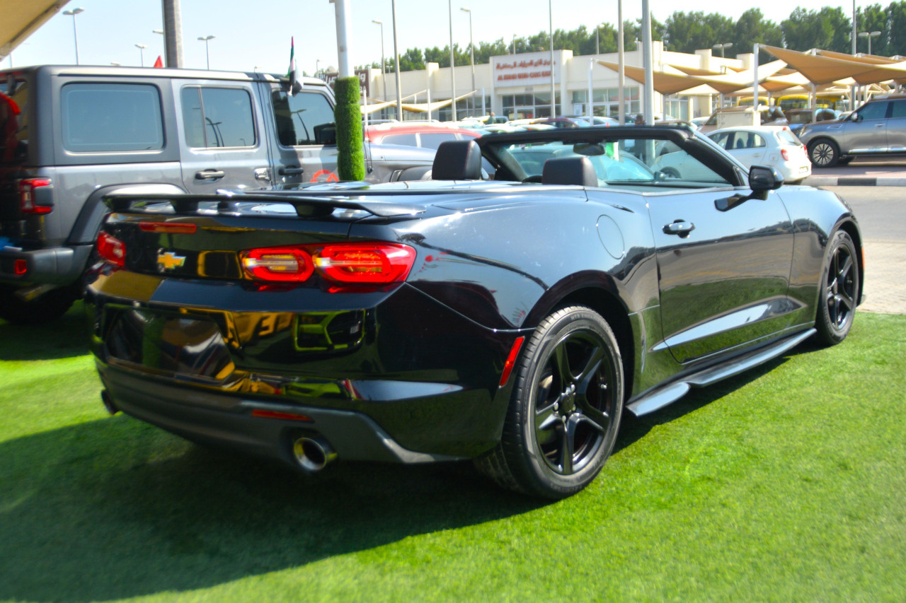 Chevrolet Camaro - Image 10