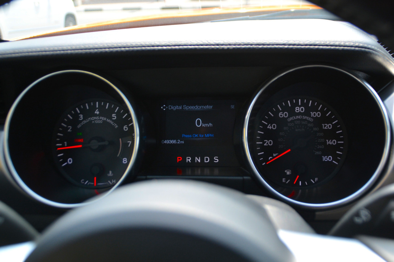 Ford Mustang - Image 9