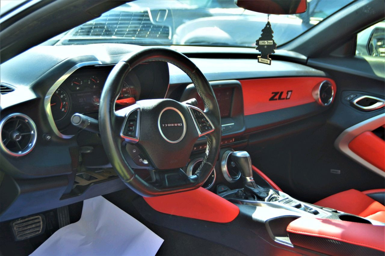 Chevrolet Camaro - Image 6