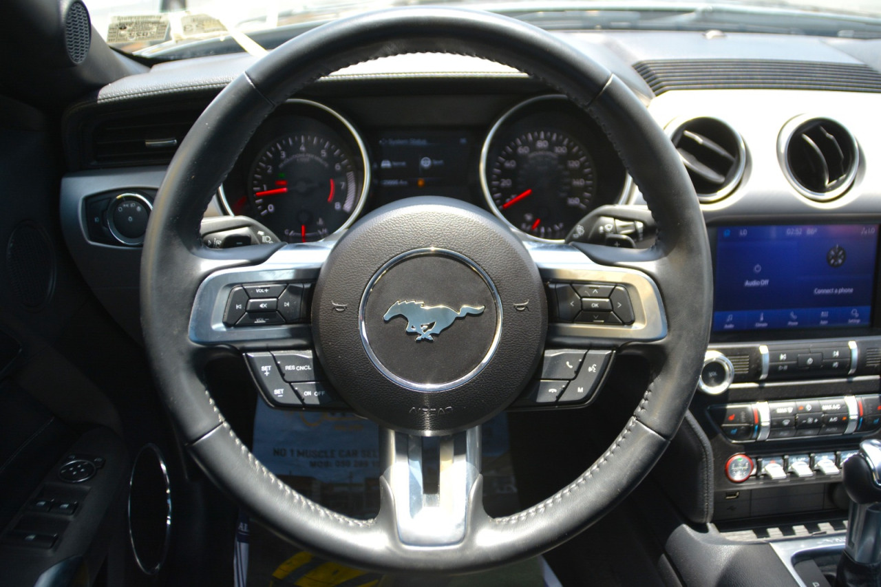 Ford Mustang - Image 11