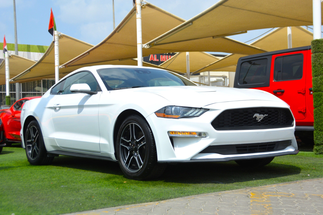 Ford Mustang - Image 5