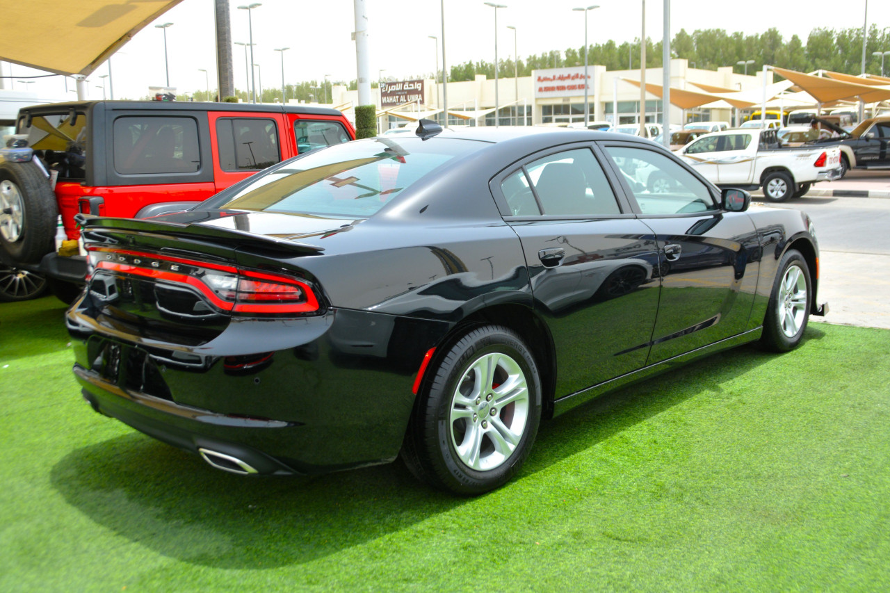 Dodge Charger - Image 5