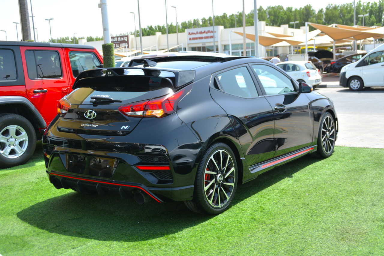 Hyundai Veloster - Image 7