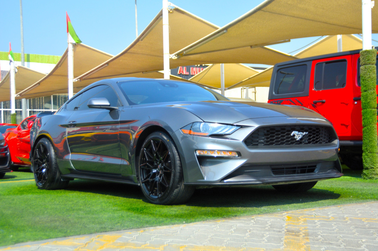 Ford Mustang - Image 4
