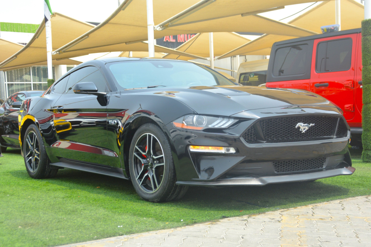 Ford Mustang - Image 5