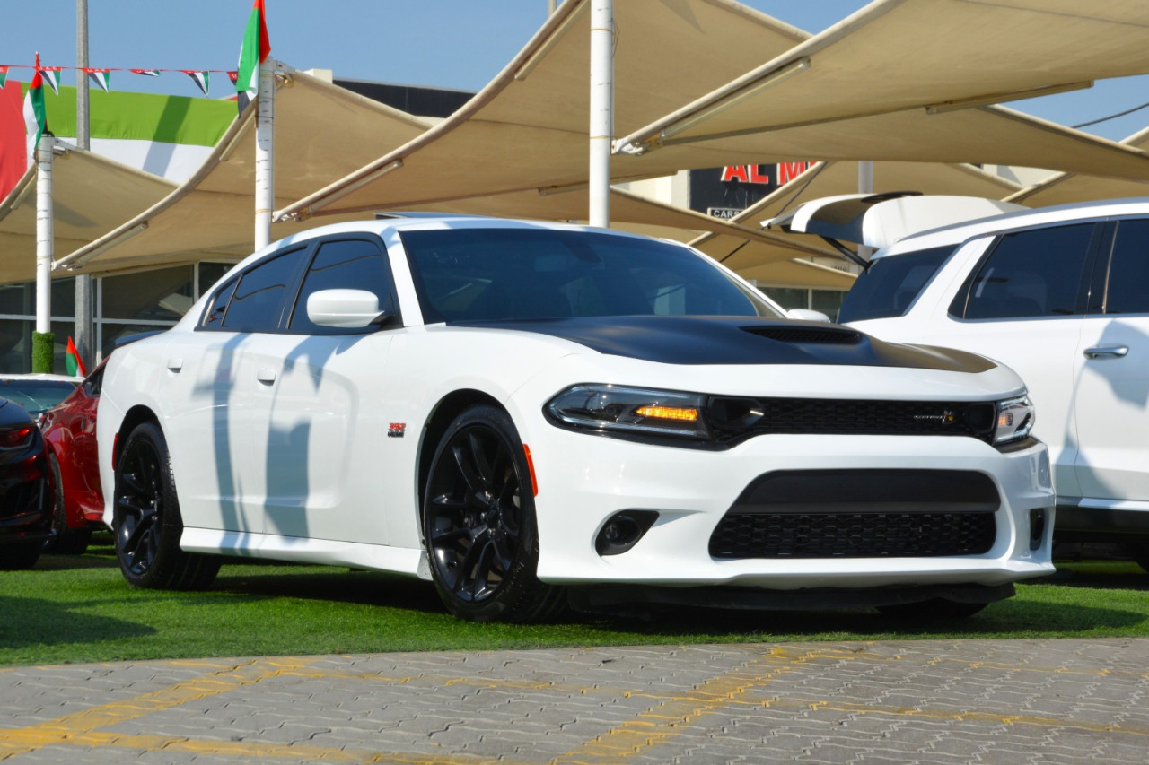 Dodge Charger - Image 9