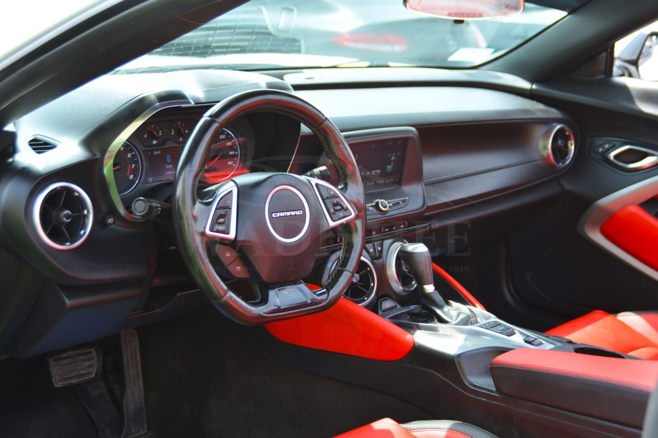 Chevrolet Camaro - Image 9