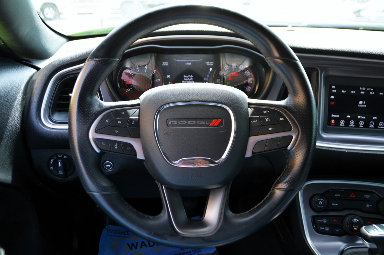 Dodge Challenger - Image 11