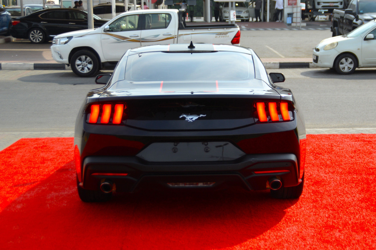 Ford Mustang - Image 3