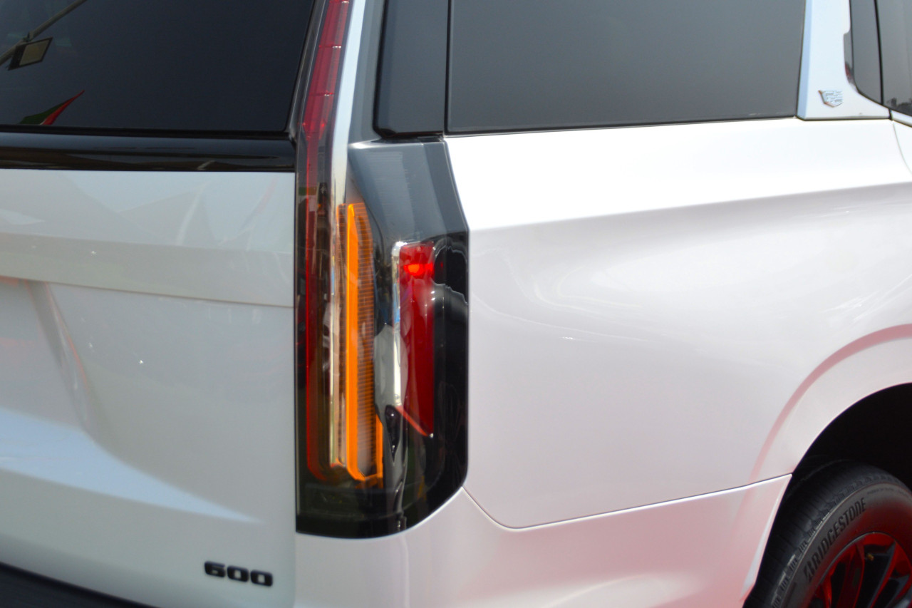 Cadillac Escalade - Image 5