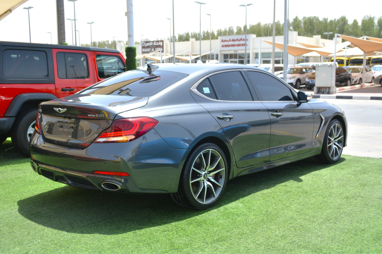 Genesis G 70 - Image 7