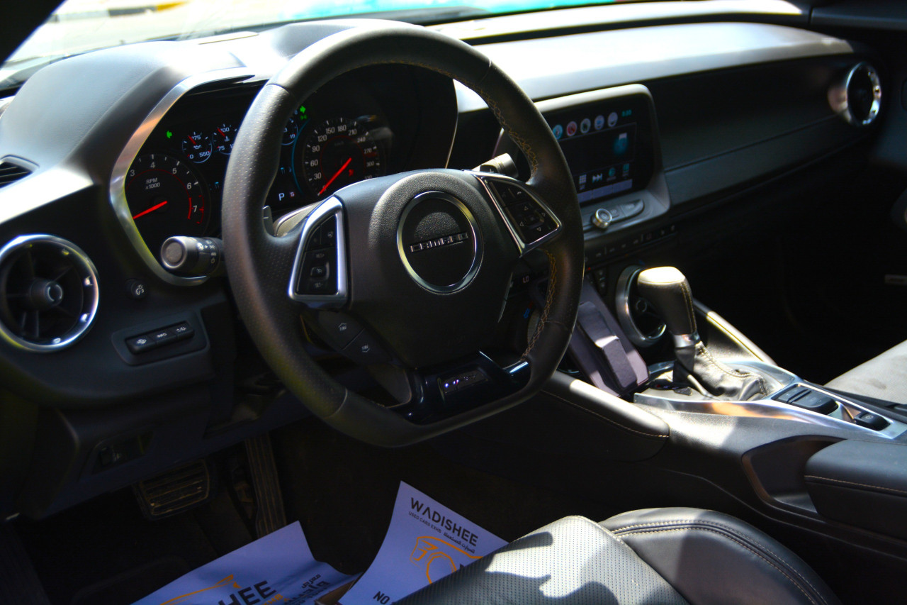Ford Mustang - Image 6