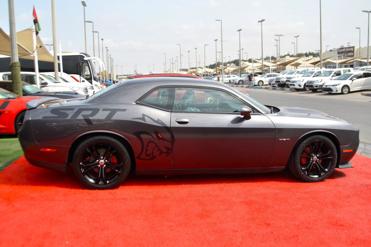 Dodge Challenger - Image 11
