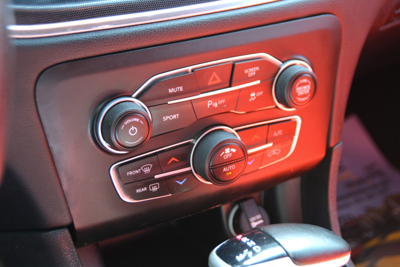 Dodge Charger - Image 5