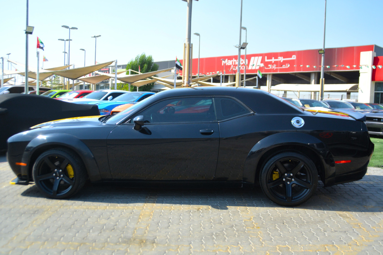 Dodge Challenger - Image 8