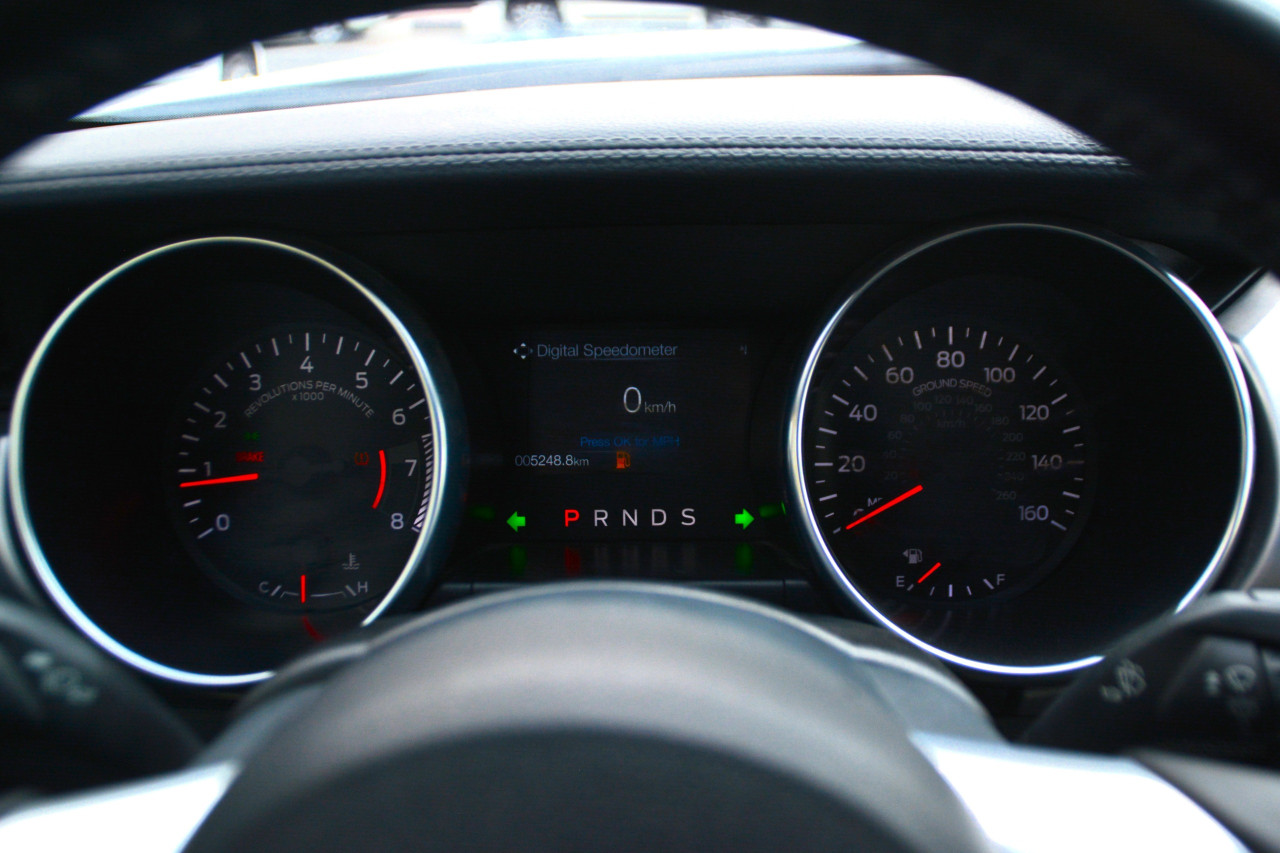 Ford Mustang - Image 12