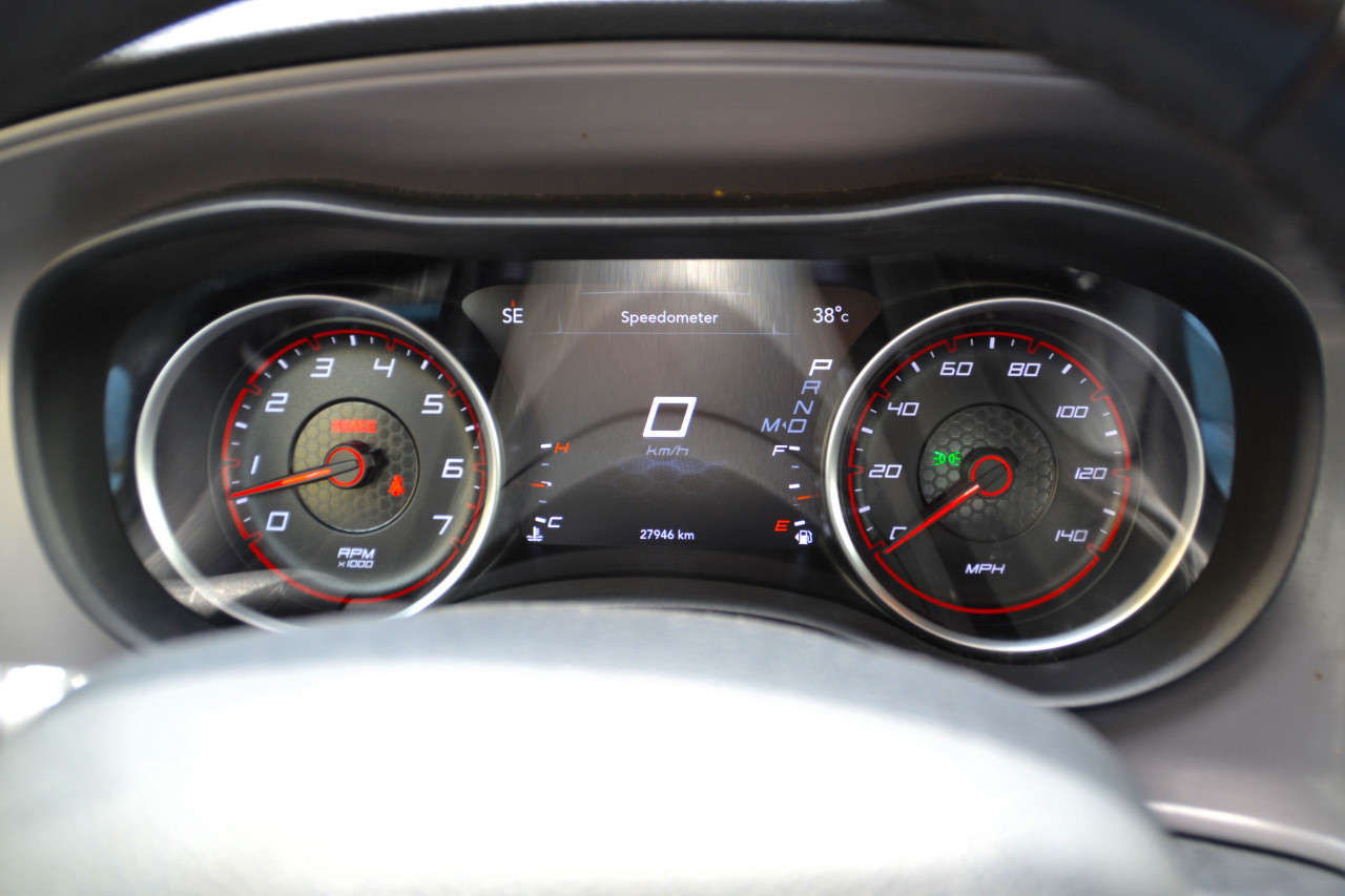 Dodge Charger - Image 11